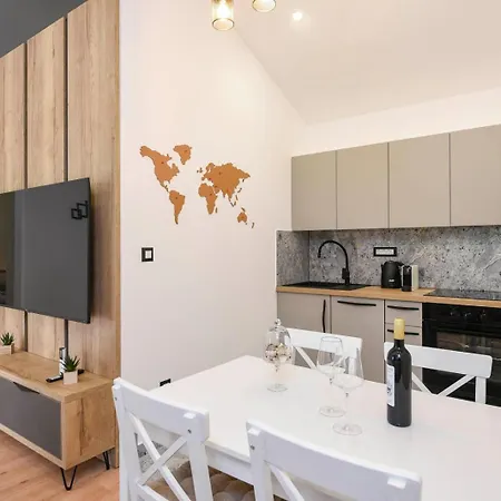 Apartament Marina